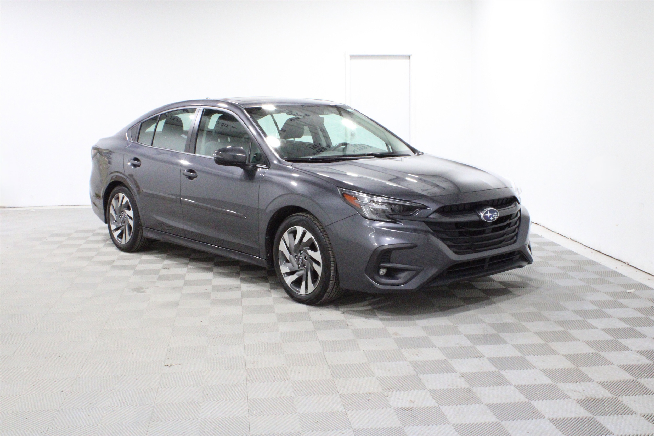 2025 Subaru Legacy Sedan 