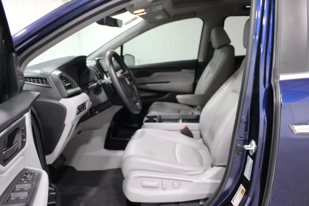 Used 2024 Honda Odyssey EX-L Van