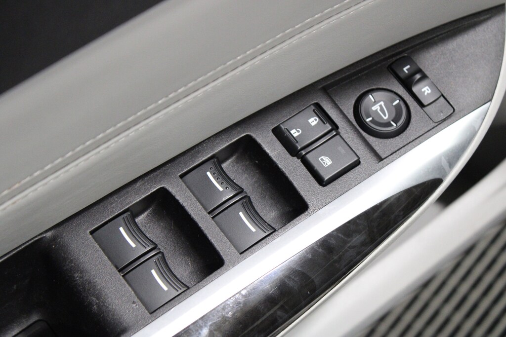 Used 2018 Acura TLX 2.4L Tech Pkg Sedan