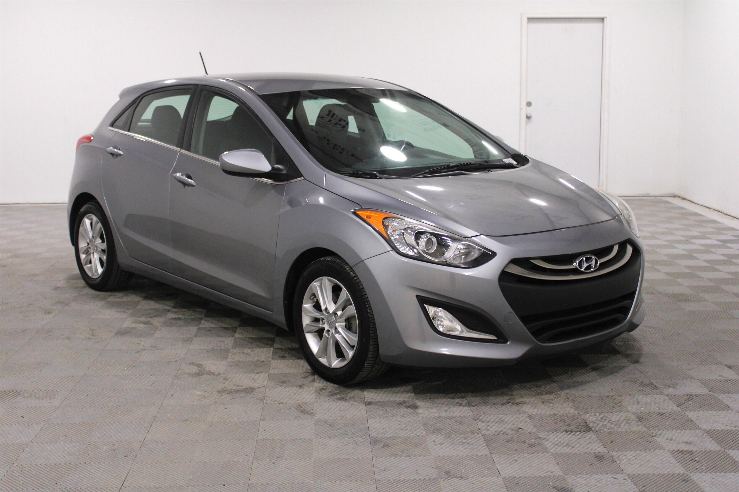 2015 Hyundai Elantra GT Base's photo
