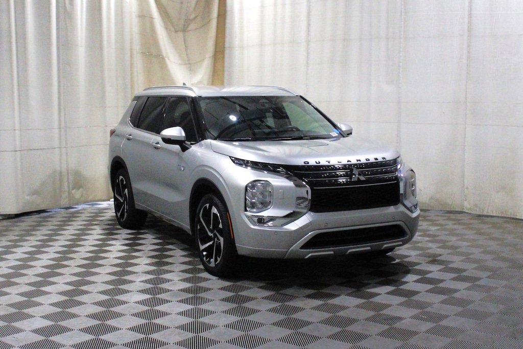 Used 2023 Mitsubishi Outlander Plug-In Hybrid SEL SUV