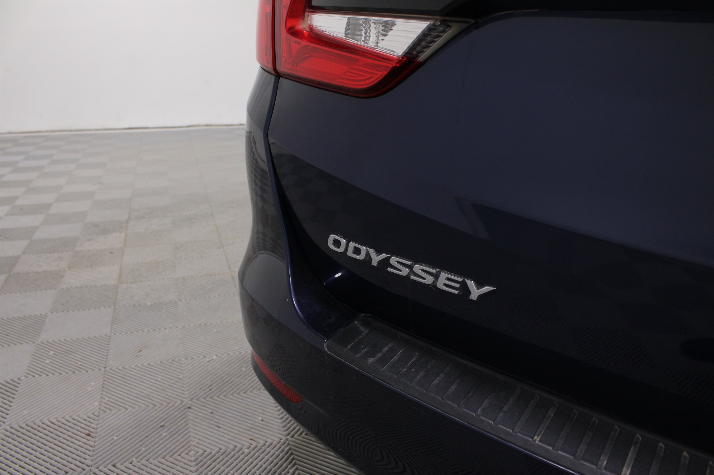 2024 Honda Odyssey EX-L - Photo 28