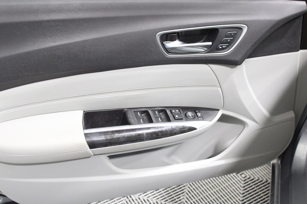 Used 2018 Acura TLX 2.4L Tech Pkg Sedan