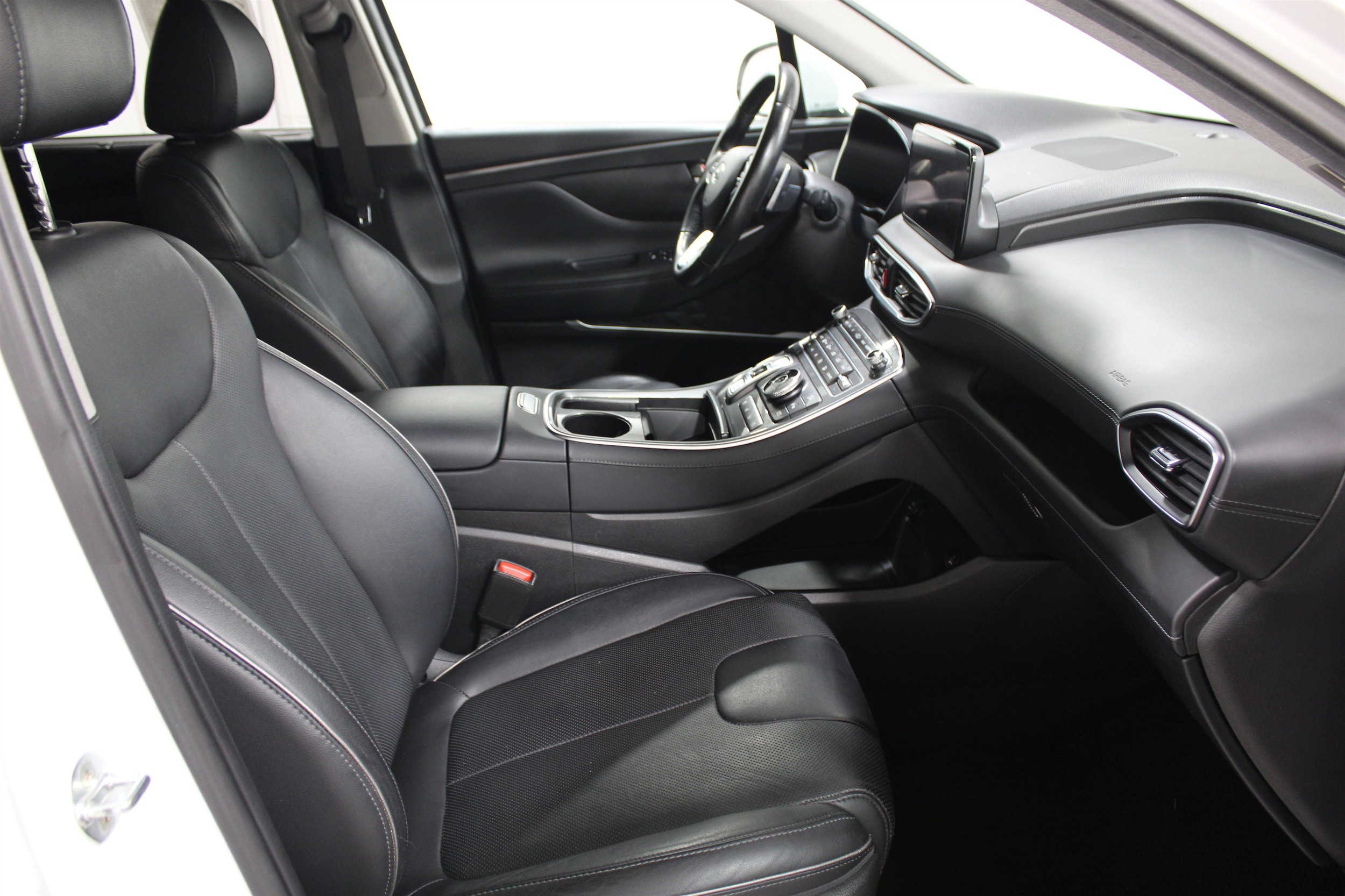2023 Hyundai Santa Fe Limited - Photo 23