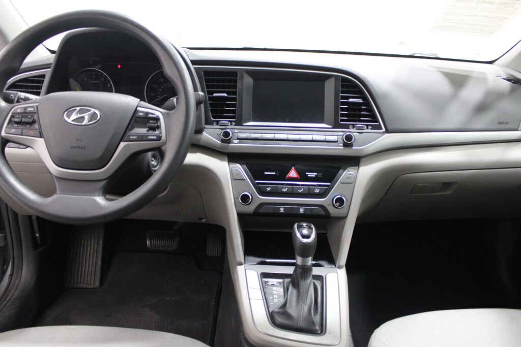 Used 2017 Hyundai Elantra SE Sedan