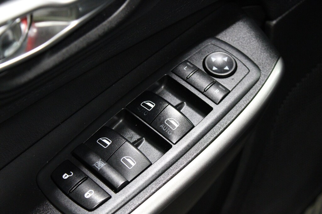 Used 2019 Jeep Cherokee Latitude Plus 4x4 SUV