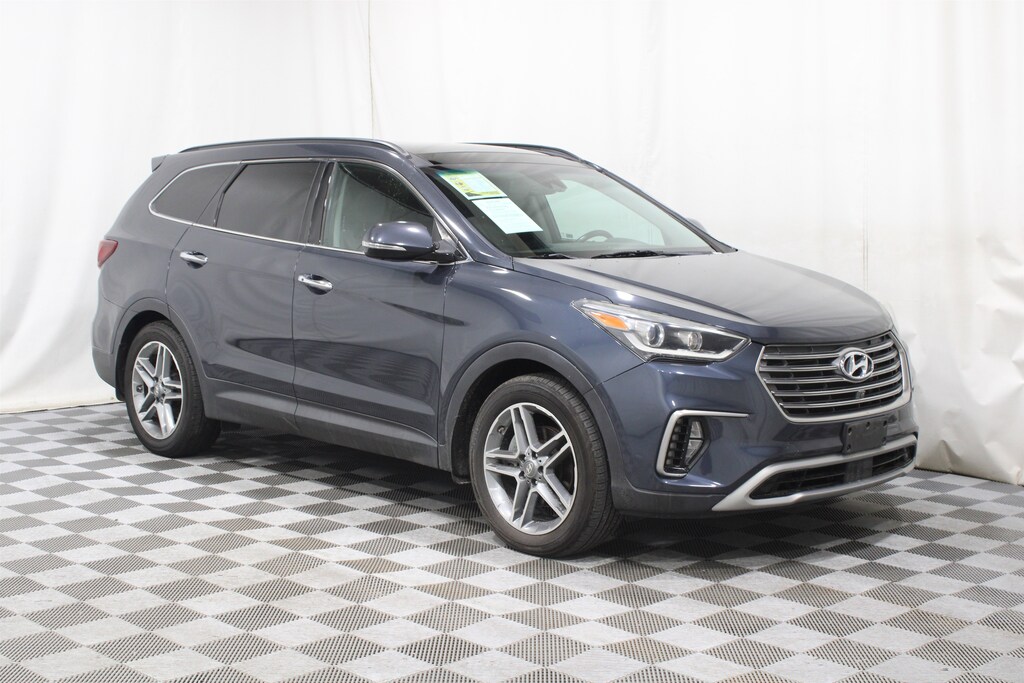 Used 2017 Hyundai Santa Fe SE Ultimate SUV