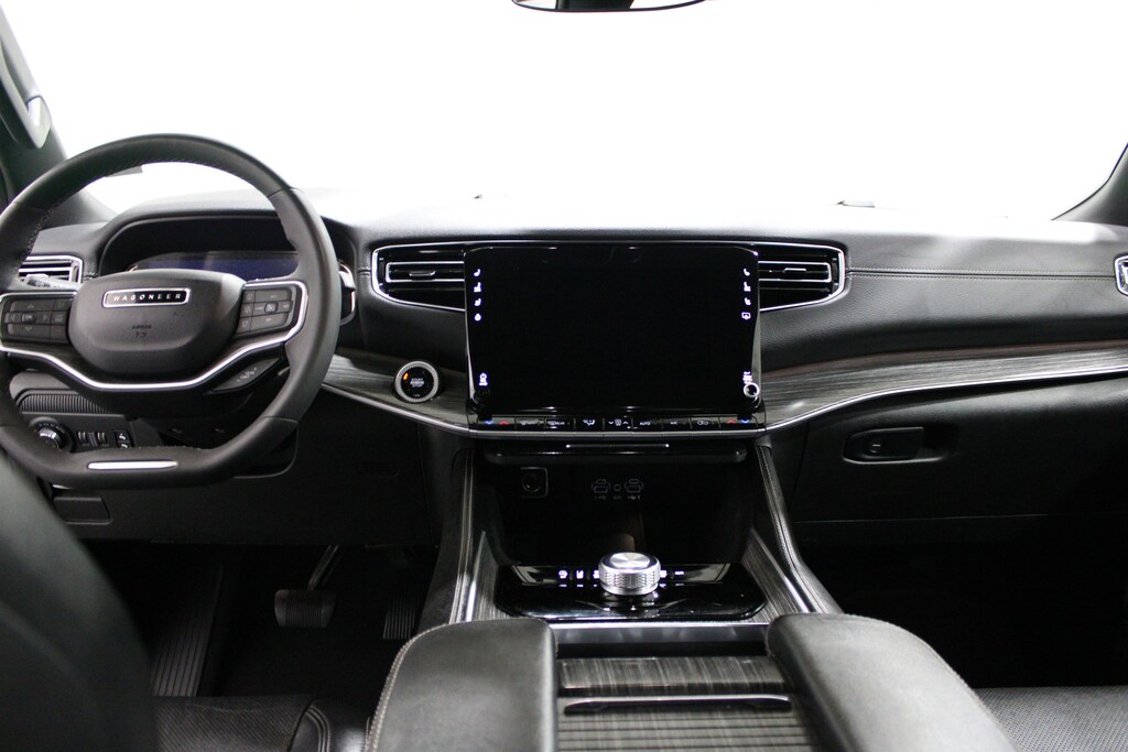 Used 2024 Jeep Wagoneer L Series II SUV