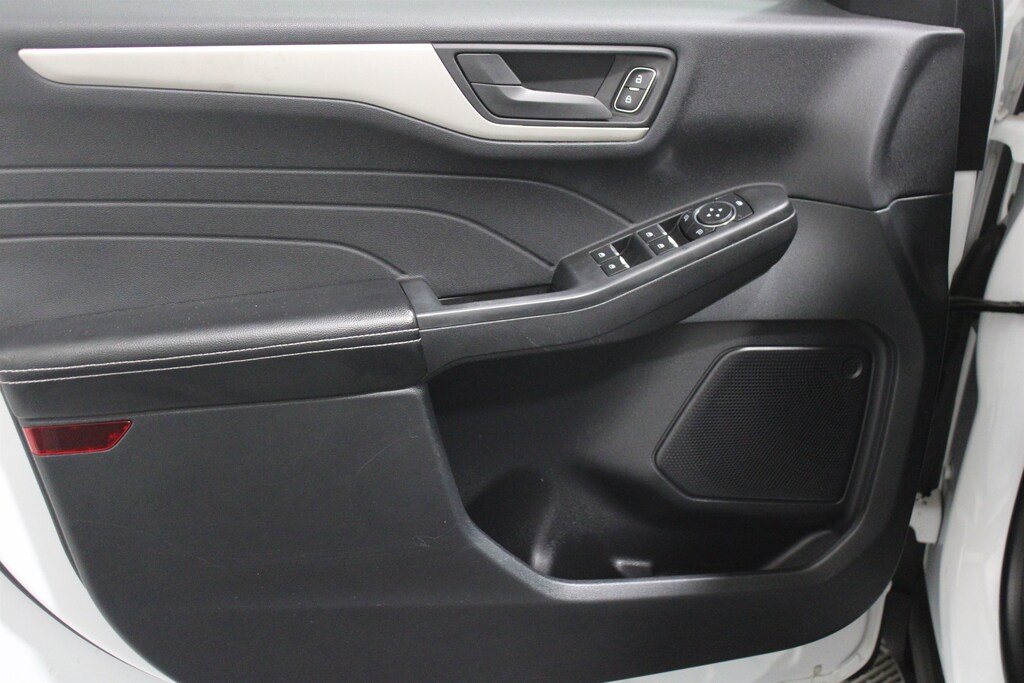 Used 2022 Ford Escape SE Hybrid SUV