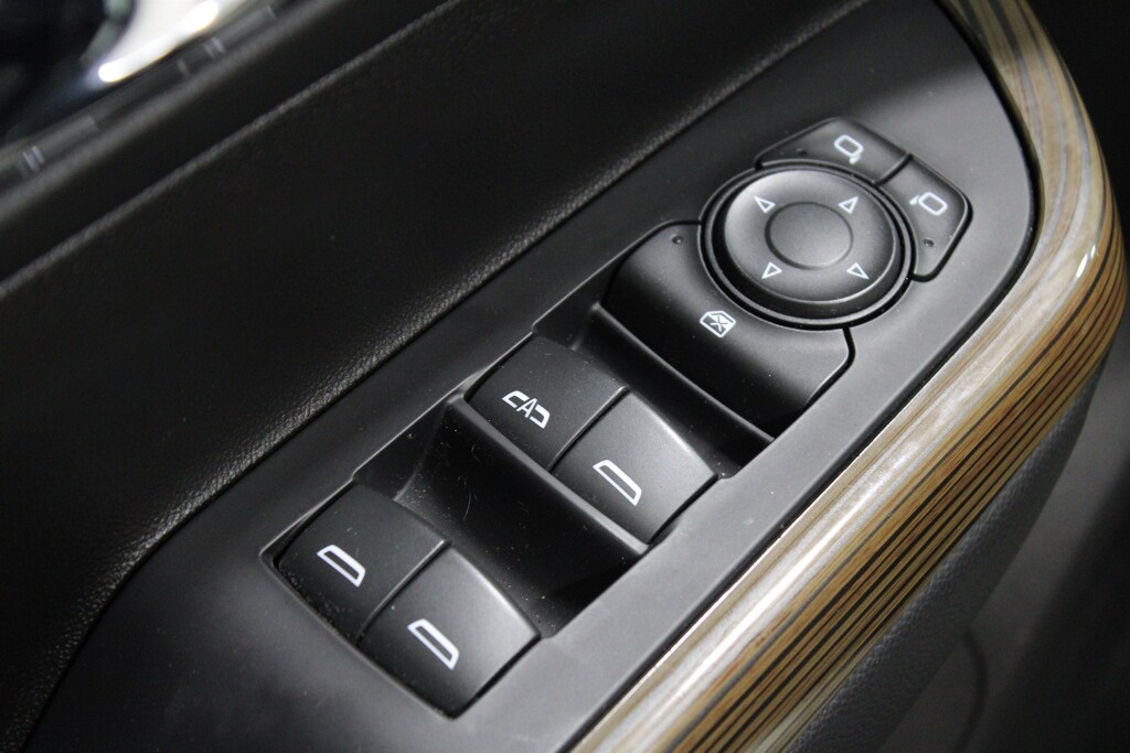 Used 2022 GMC Acadia SLE SUV