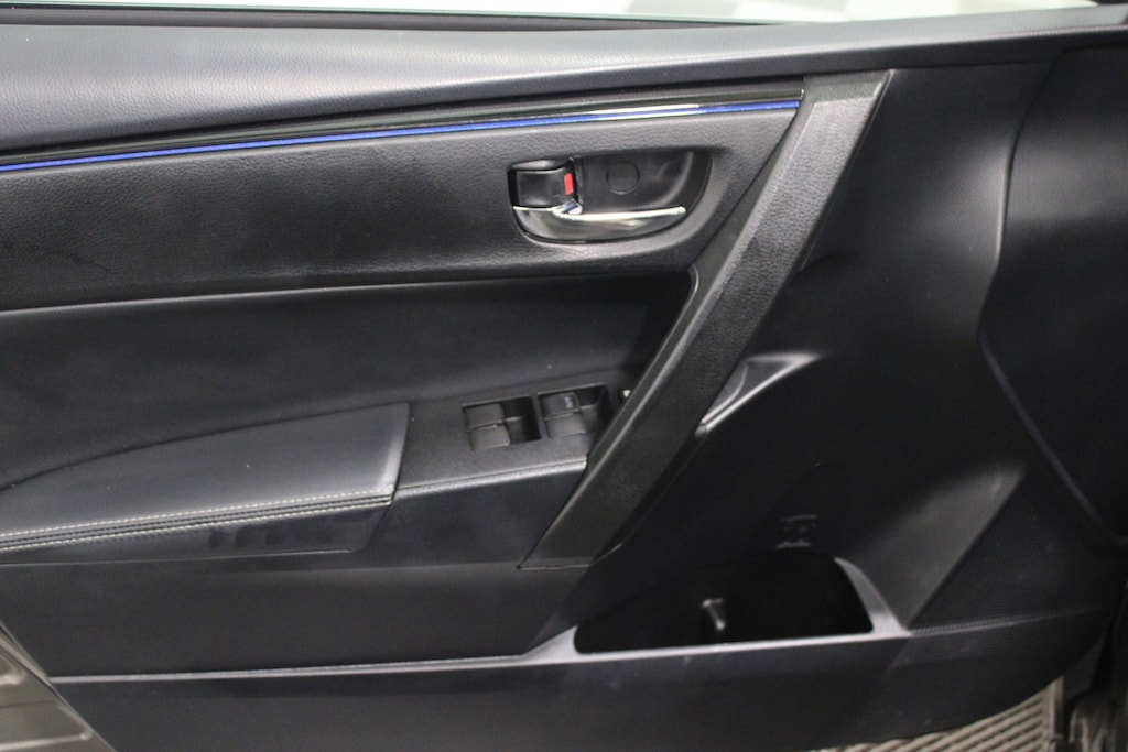 Used 2019 Toyota Corolla SE Sedan