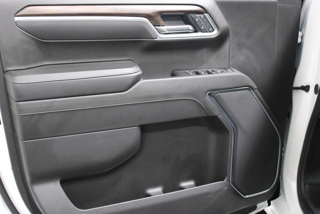 Used 2025 GMC Sierra 1500 SLT Truck Crew Cab