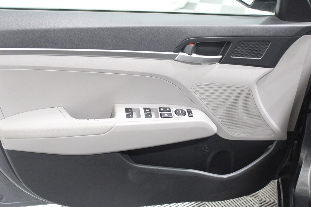 Used 2019 Hyundai Elantra SE Sedan