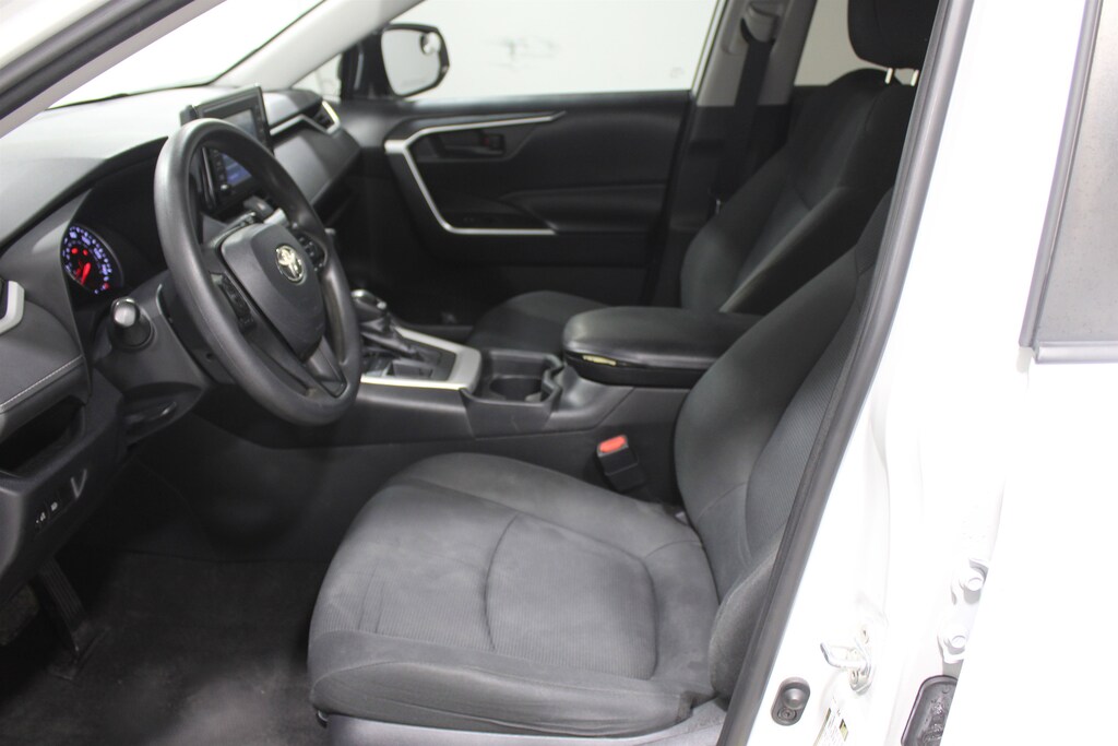 Used 2020 Toyota RAV4 LE SUV