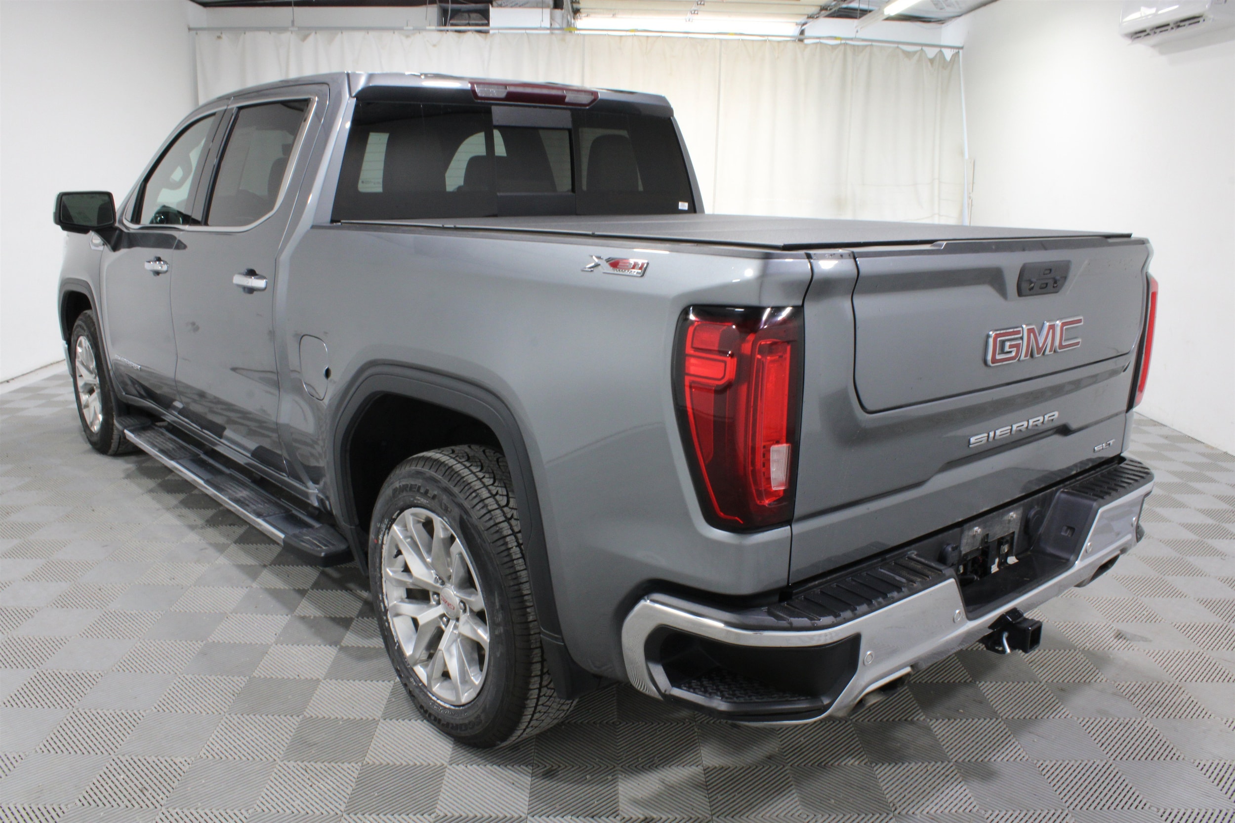 2021 GMC Sierra 1500 SLT - Photo 28