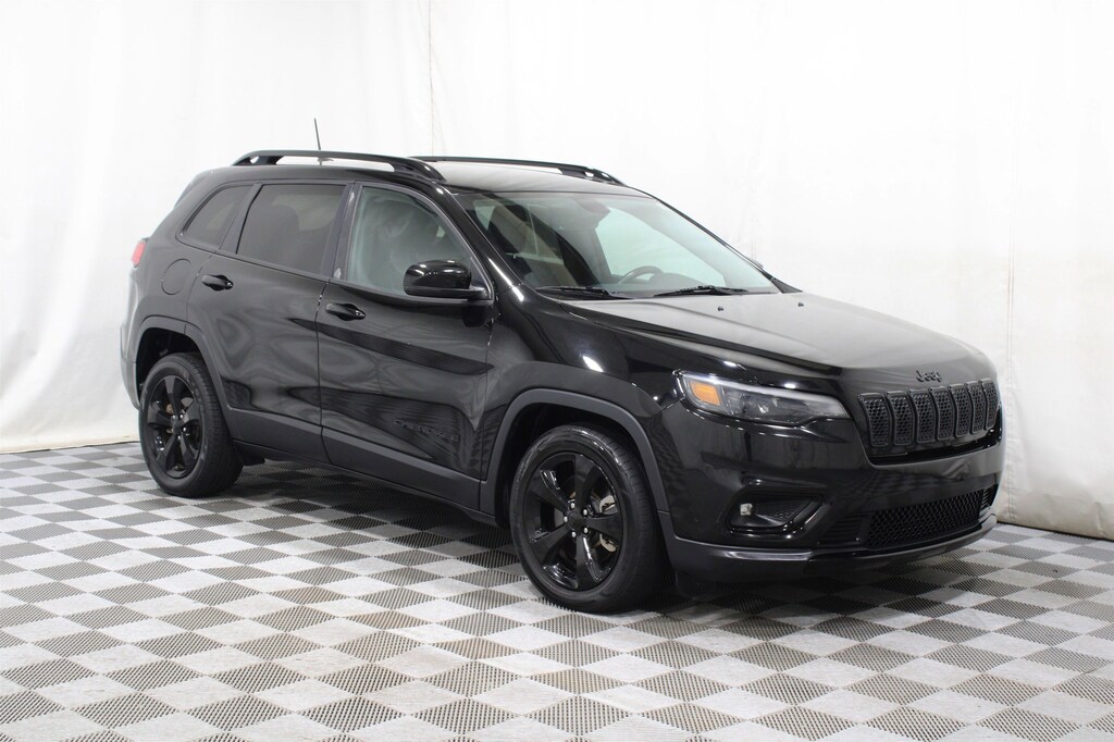 Used 2019 Jeep Cherokee Latitude Plus FWD SUV