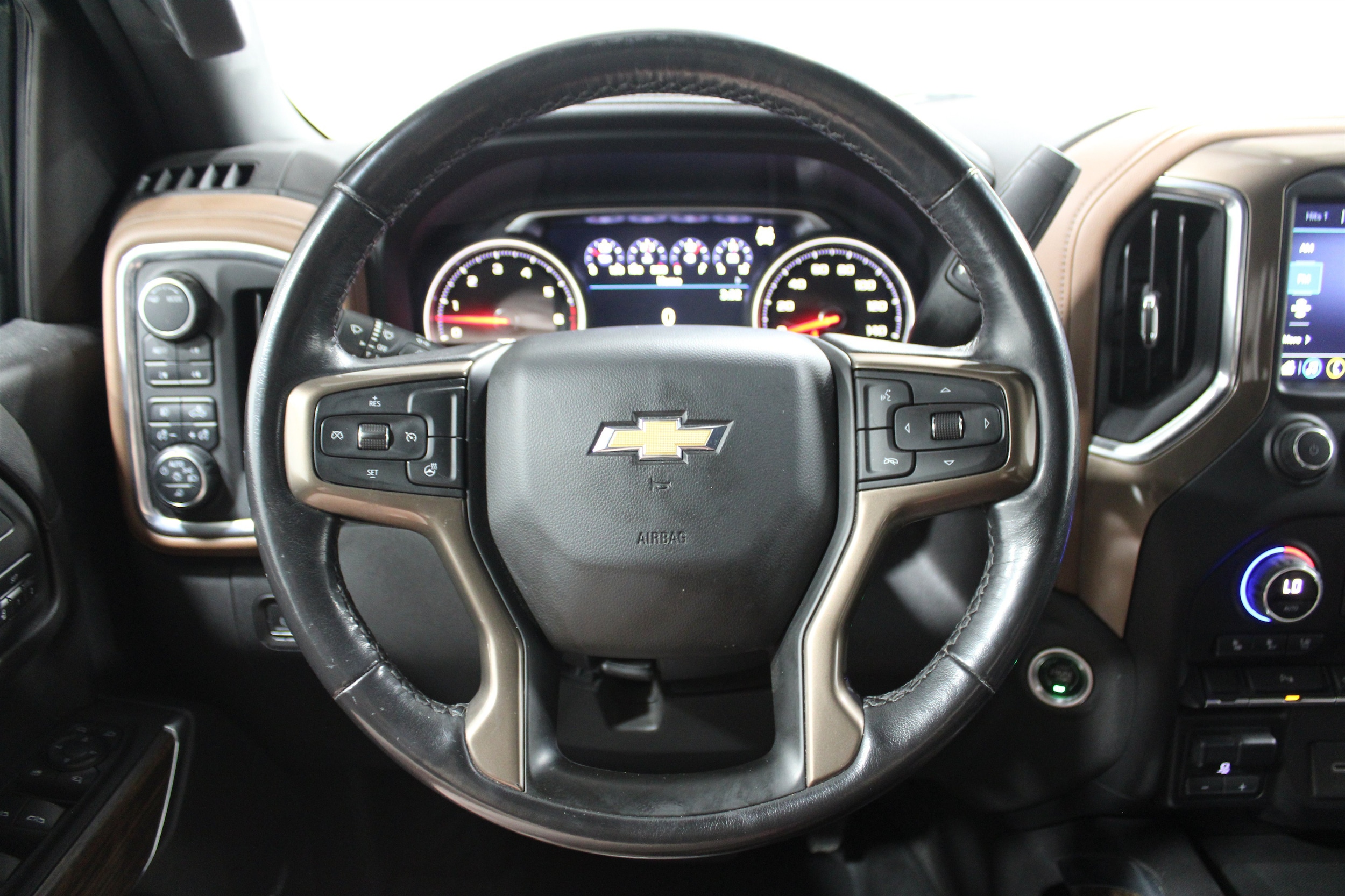 2022 Chevrolet Silverado 1500 Limited High Country - Photo 9