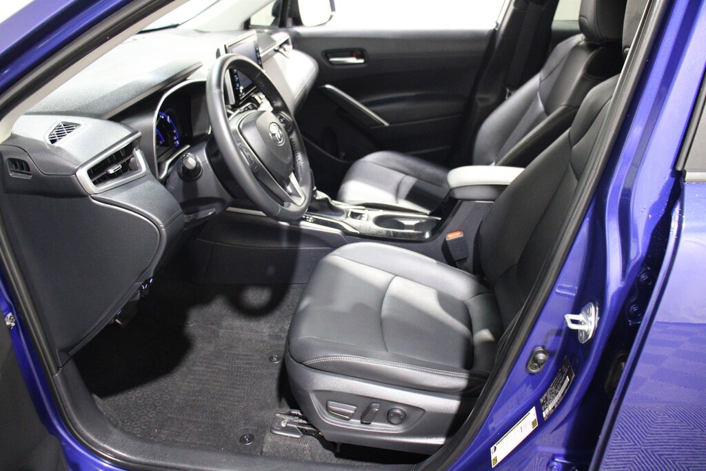 Used 2022 Toyota Corolla Cross XLE SUV