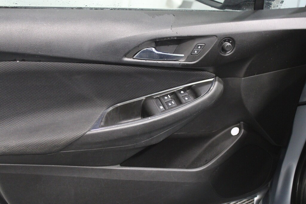 Used 2017 Chevrolet Cruze LT Auto Sedan