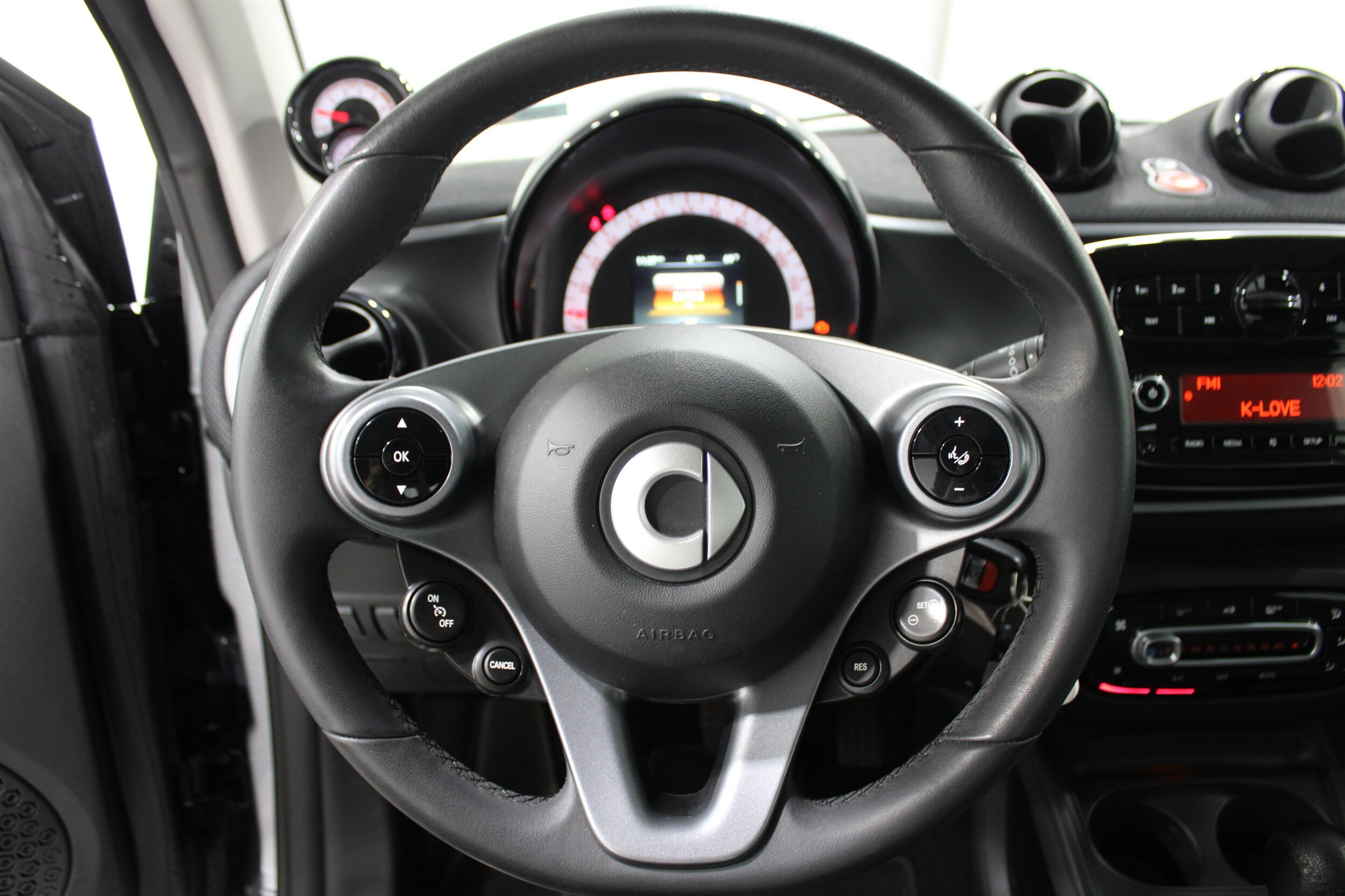 2017 smart fortwo prime - Photo 9