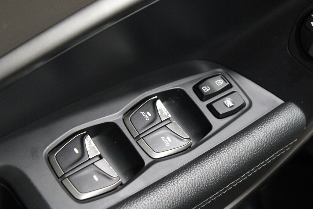 Used 2017 Hyundai Santa Fe SE Ultimate SUV