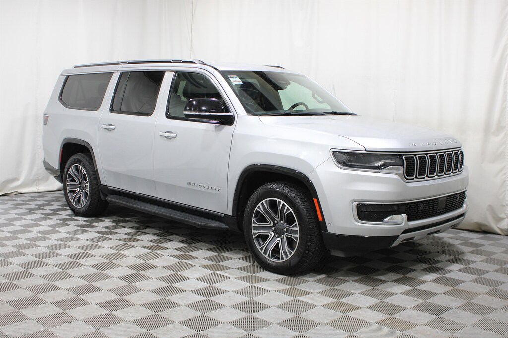 Used 2024 Jeep Wagoneer L Series II SUV