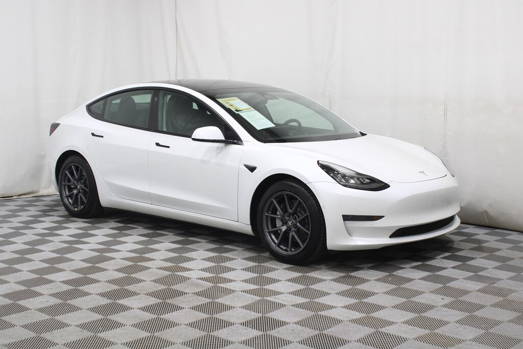 Used 2021 Tesla Model 3 Standard Range Plus Sedan