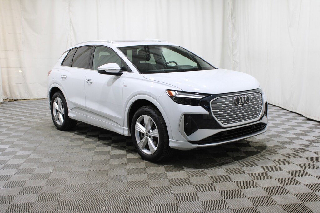 Used 2024 Audi Q4 e-tron 50 Premium SUV