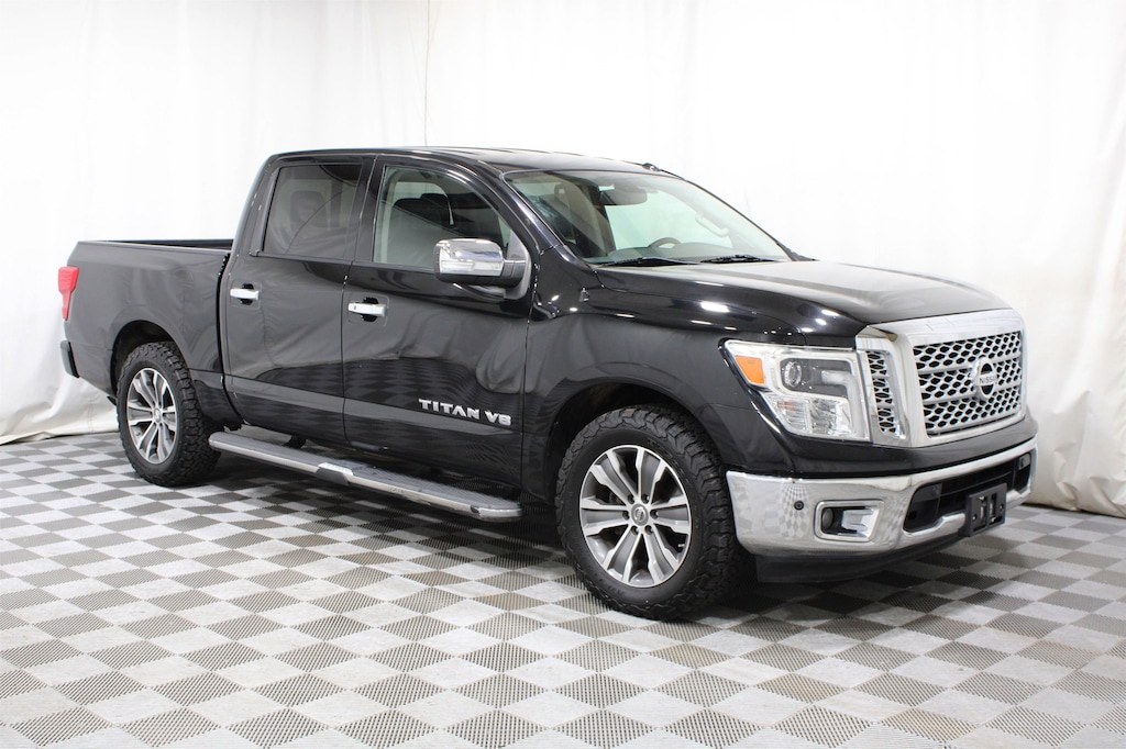 Used 2018 Nissan Titan SL Truck Crew Cab