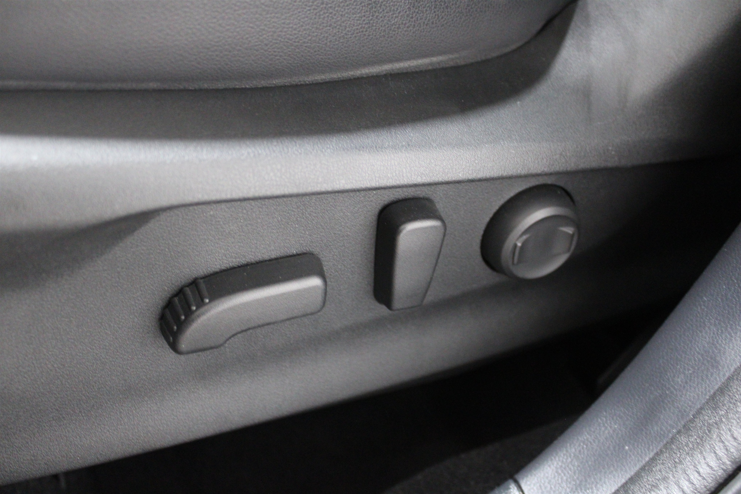 2023 Subaru Forester Limited - Photo 7