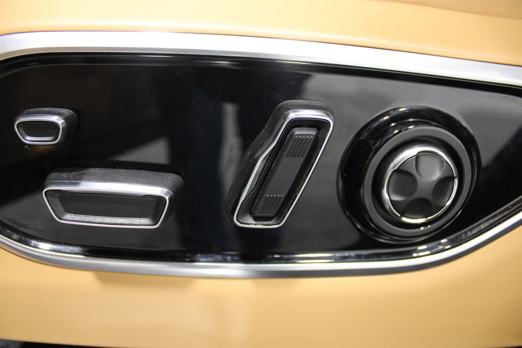 Used 2024 Jeep Grand Cherokee Summit SUV