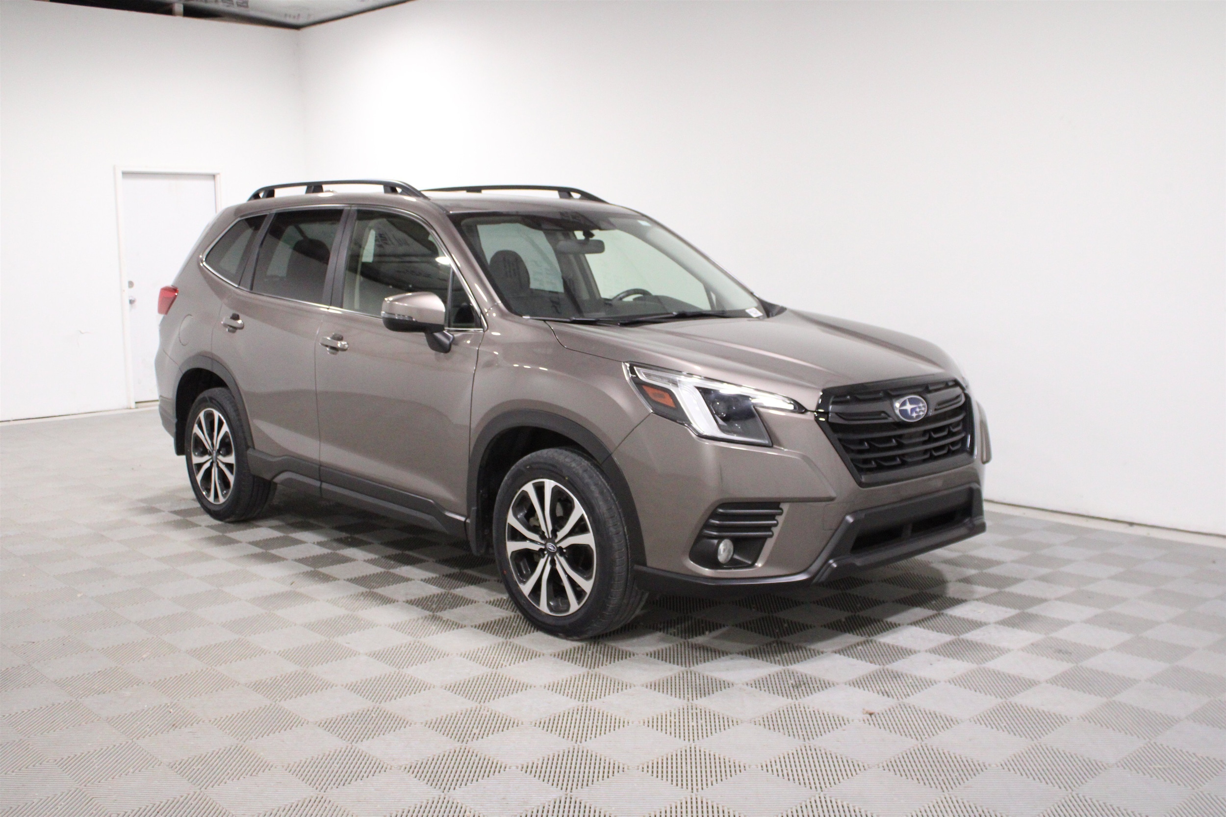 2023 Subaru Forester Limited - Photo 1