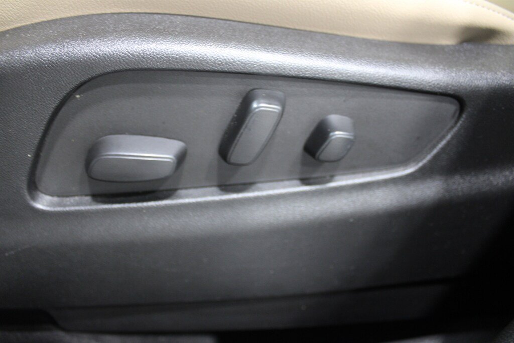 Used 2024 CADILLAC XT4 Luxury SUV