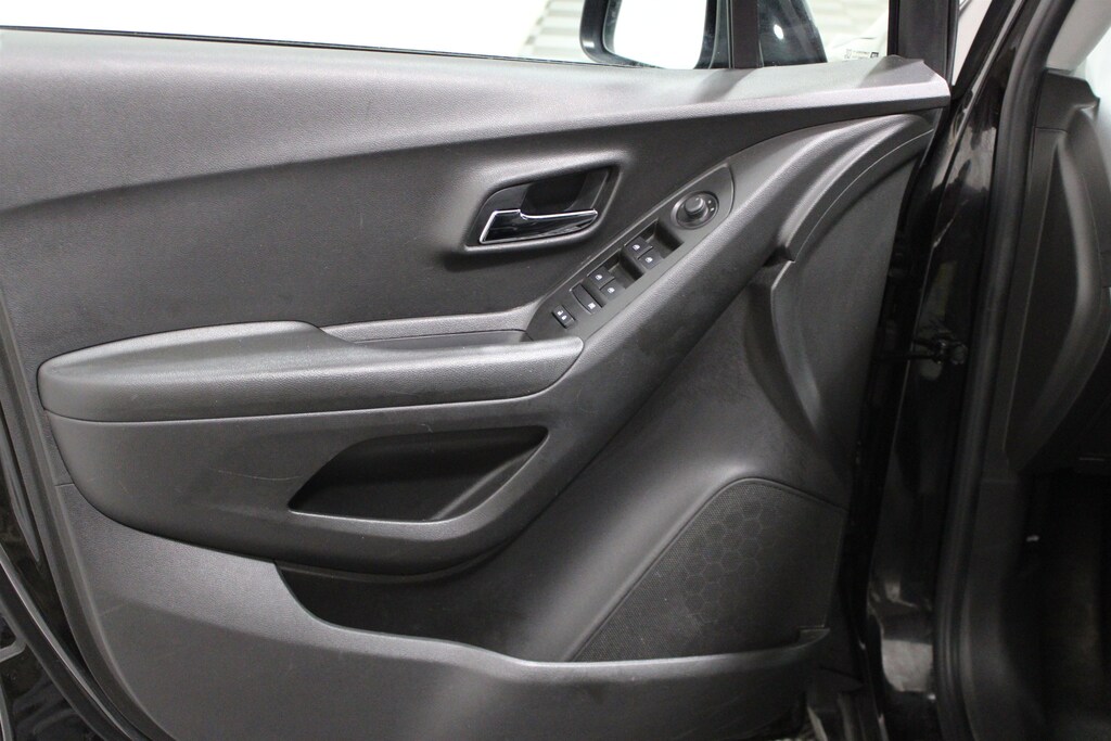 Used 2021 Chevrolet Trax LT SUV