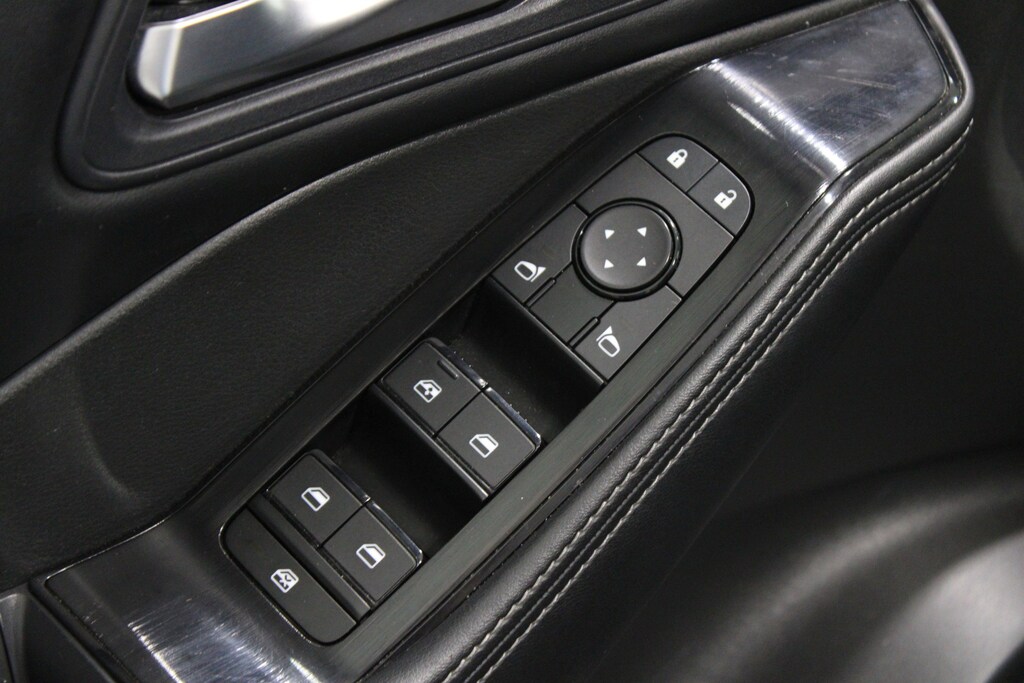 Used 2024 Nissan Rogue SV SUV