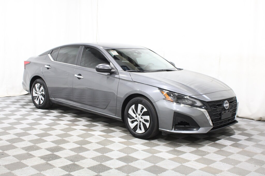 Used 2025 Nissan Altima S Sedan