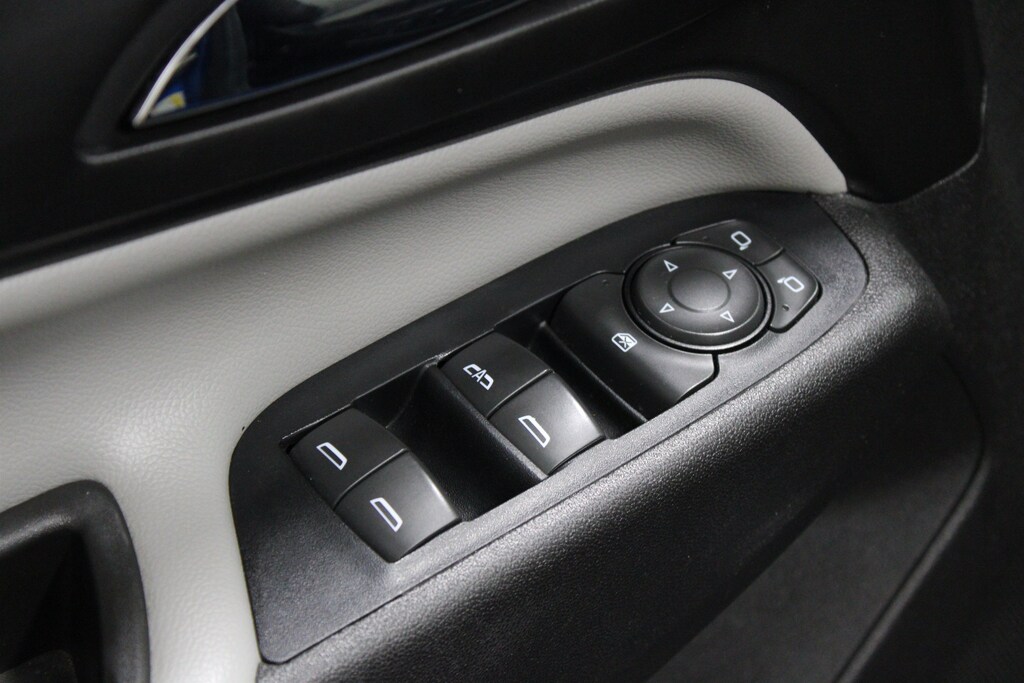 Used 2019 Chevrolet Equinox LS SUV