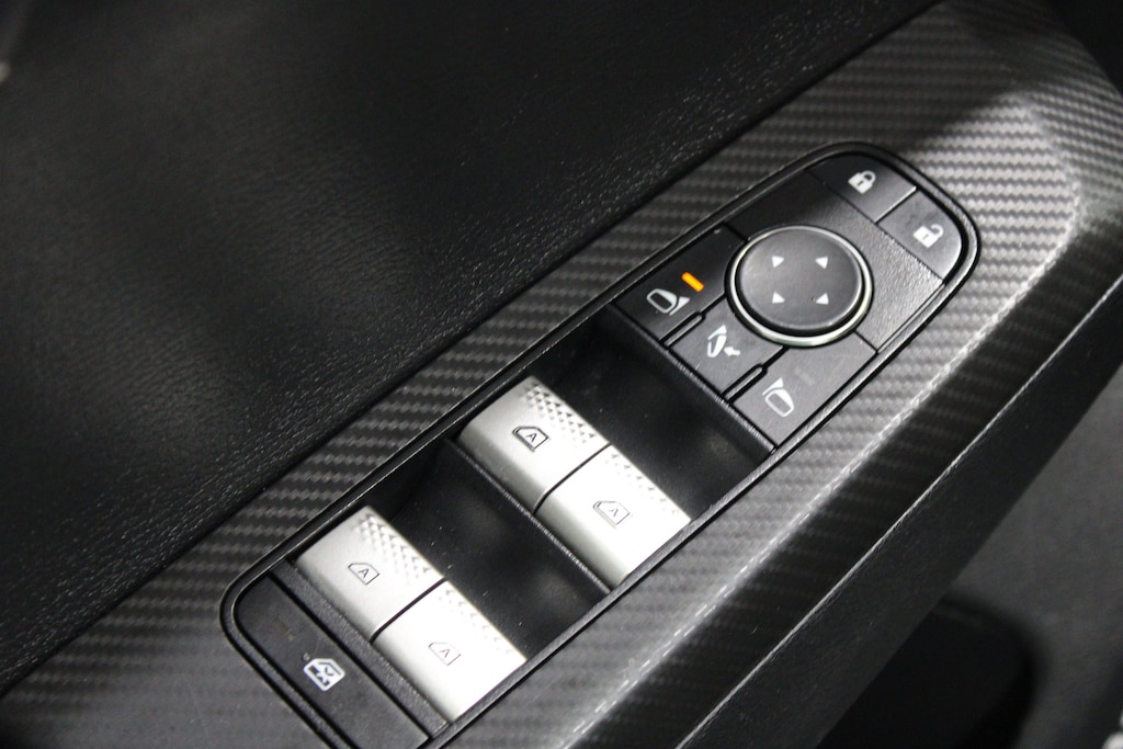 Used 2024 Mitsubishi Outlander SE SUV