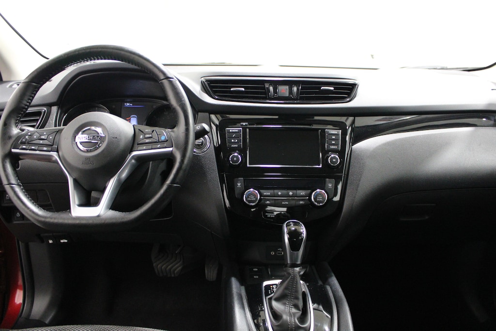 Used 2022 Nissan Rogue Sport SV SUV