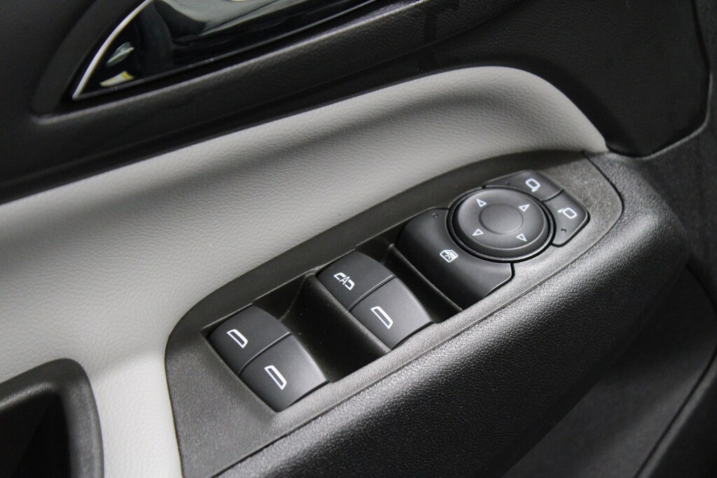 Used 2023 Chevrolet Equinox LS w/1LS SUV