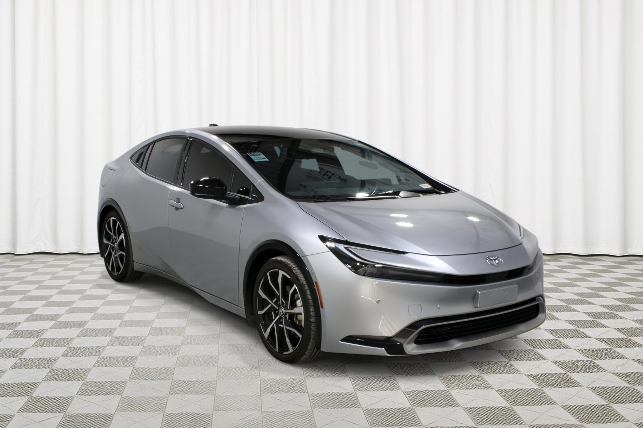  Toyota Prius Plug-In Hybrid