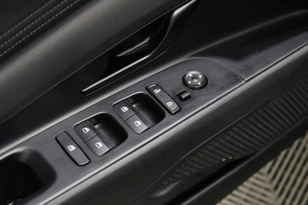 Used 2025 Hyundai Elantra SEL Sport Sedan