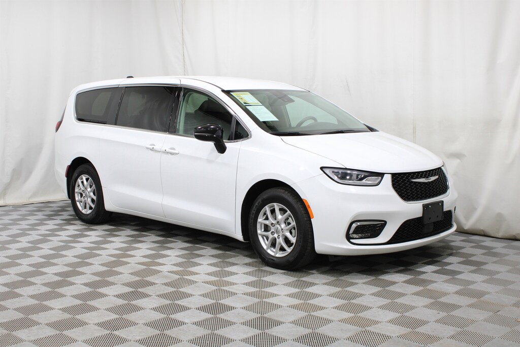 Used 2024 Chrysler Pacifica Touring L Van Passenger Van