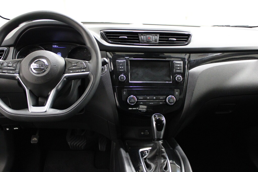 Used 2020 Nissan Rogue Sport SV SUV