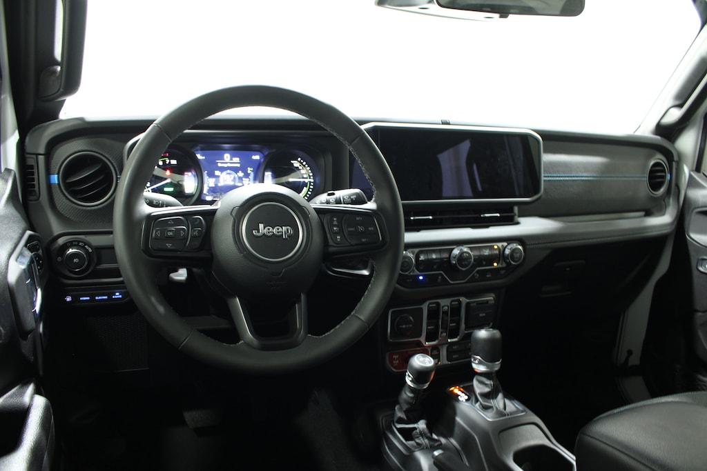 Used 2025 Jeep Wrangler 4xe Rubicon SUV