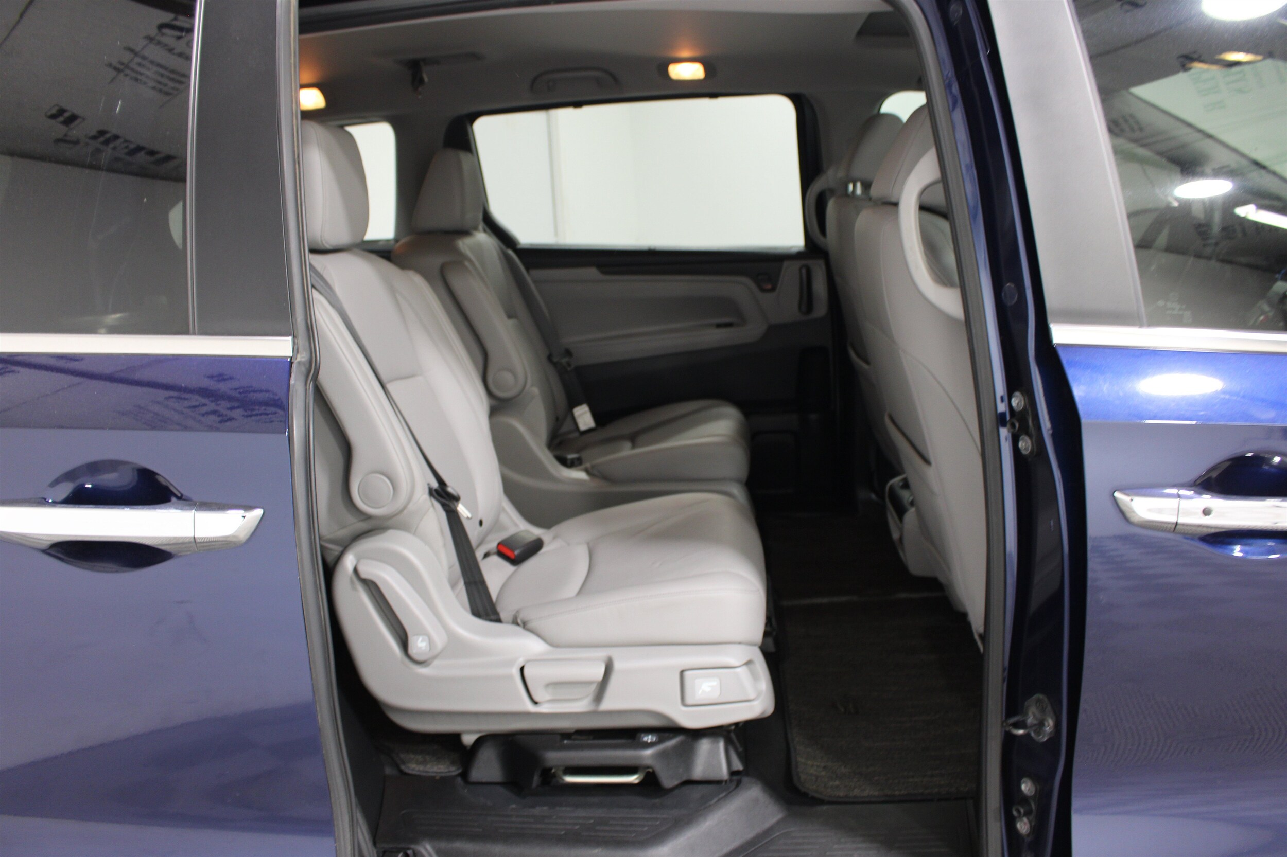 2024 Honda Odyssey EX-L - Photo 24