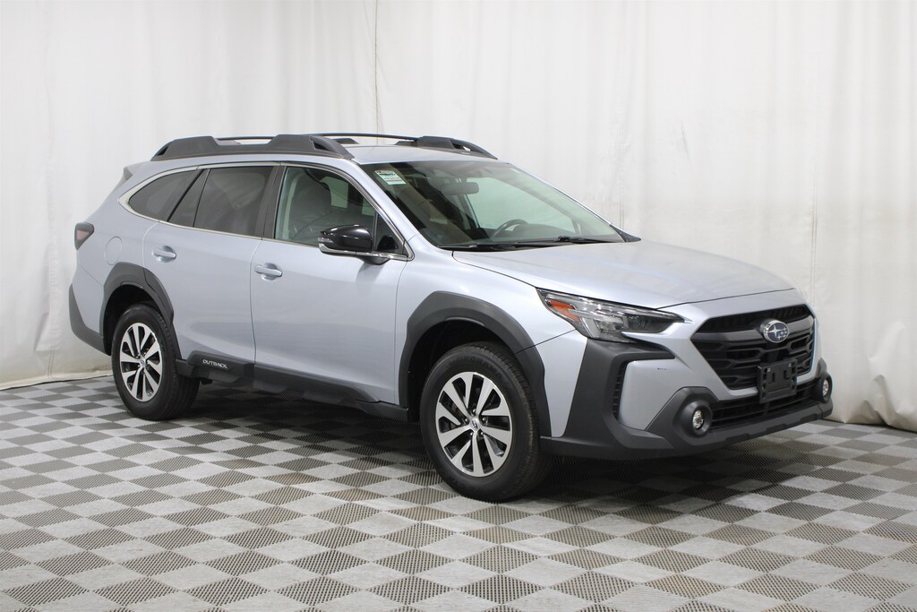 Used 2024 Subaru Outback Premium SUV
