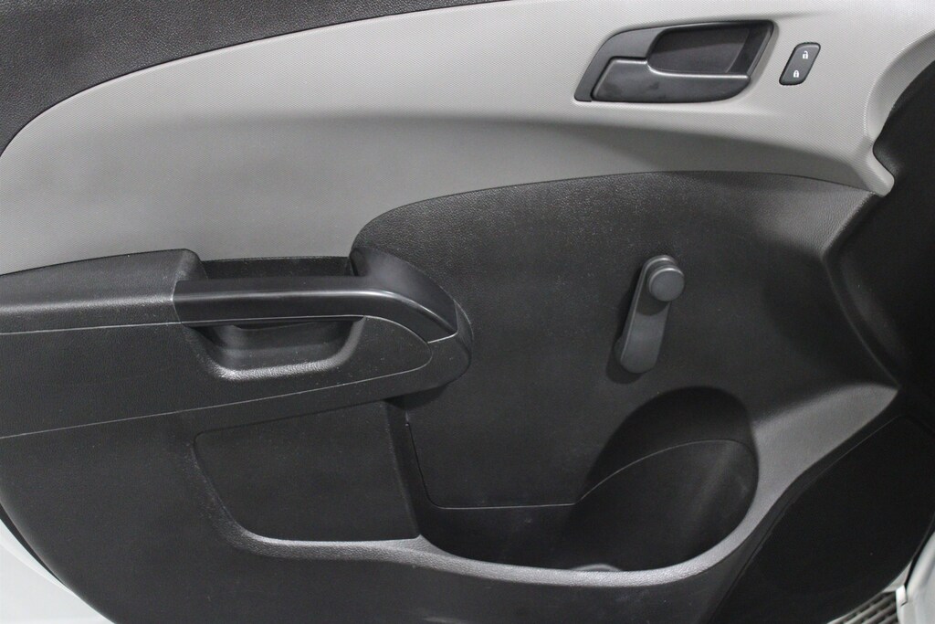 Used 2020 Chevrolet Sonic LT w/1FL Hatchback