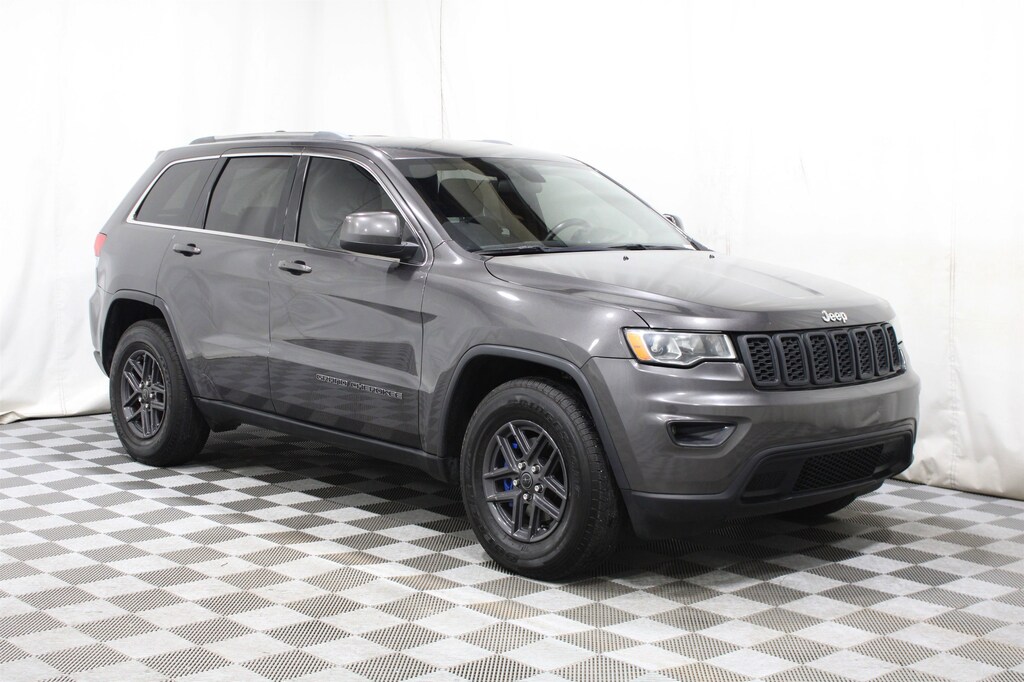 Used 2019 Jeep Grand Cherokee Laredo SUV