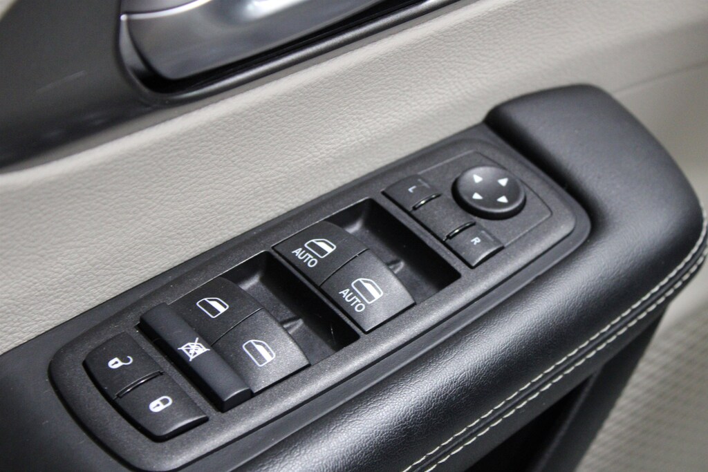 Used 2024 Chrysler Pacifica Touring L Van Passenger Van